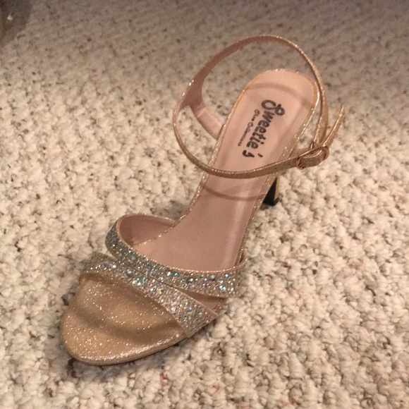 Prom heels - Picture 1 of 4